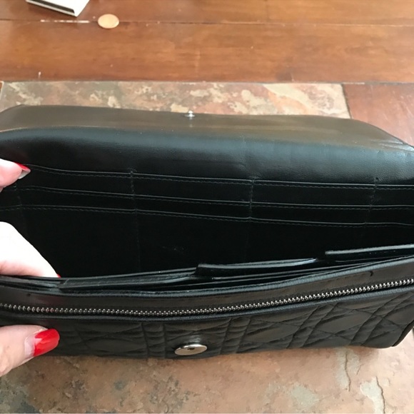 ISO!! - Picture 4 of 5